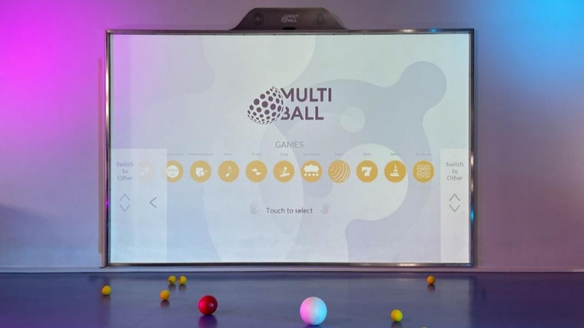 MultiBall 4 MultiBall multi-sports gaming wall for interactive sports and leisure