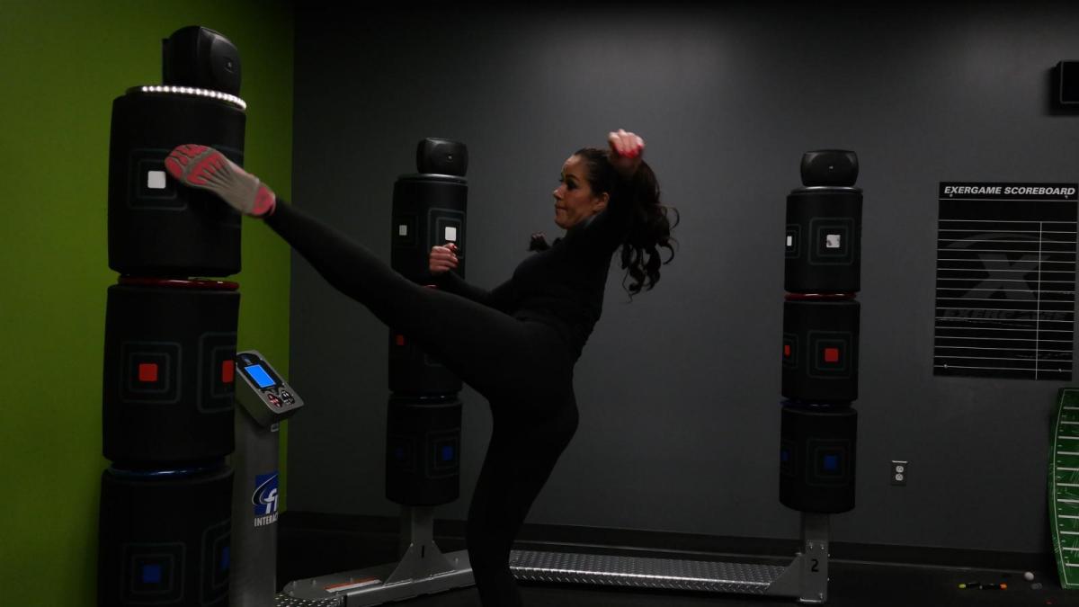 3 Kick 6 fit-interactive-3-kick-training-system-n05-young-female-kick-exercise