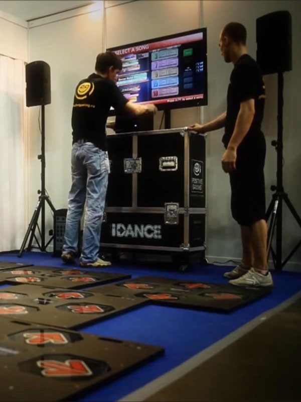 iDance 2 1 positive gaming idance n04 dance and step v21 c 6x8 1