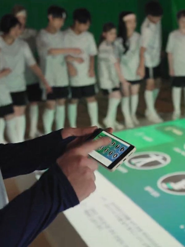 DIDIM 1 twohands interactive didim v053803 i05 smart playground school gym kids play c 6x8 1