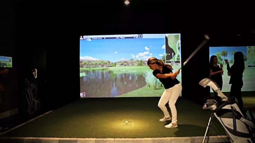 golfin idra golf simulator launch monitor rentals young female player