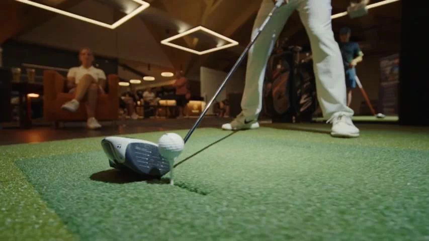 golfin idra golf simulator launch monitor rentals male player social event