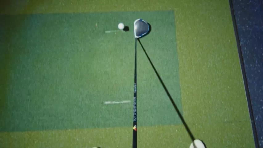 golfin idra golf simulator launch monitor hire with golf club and ball